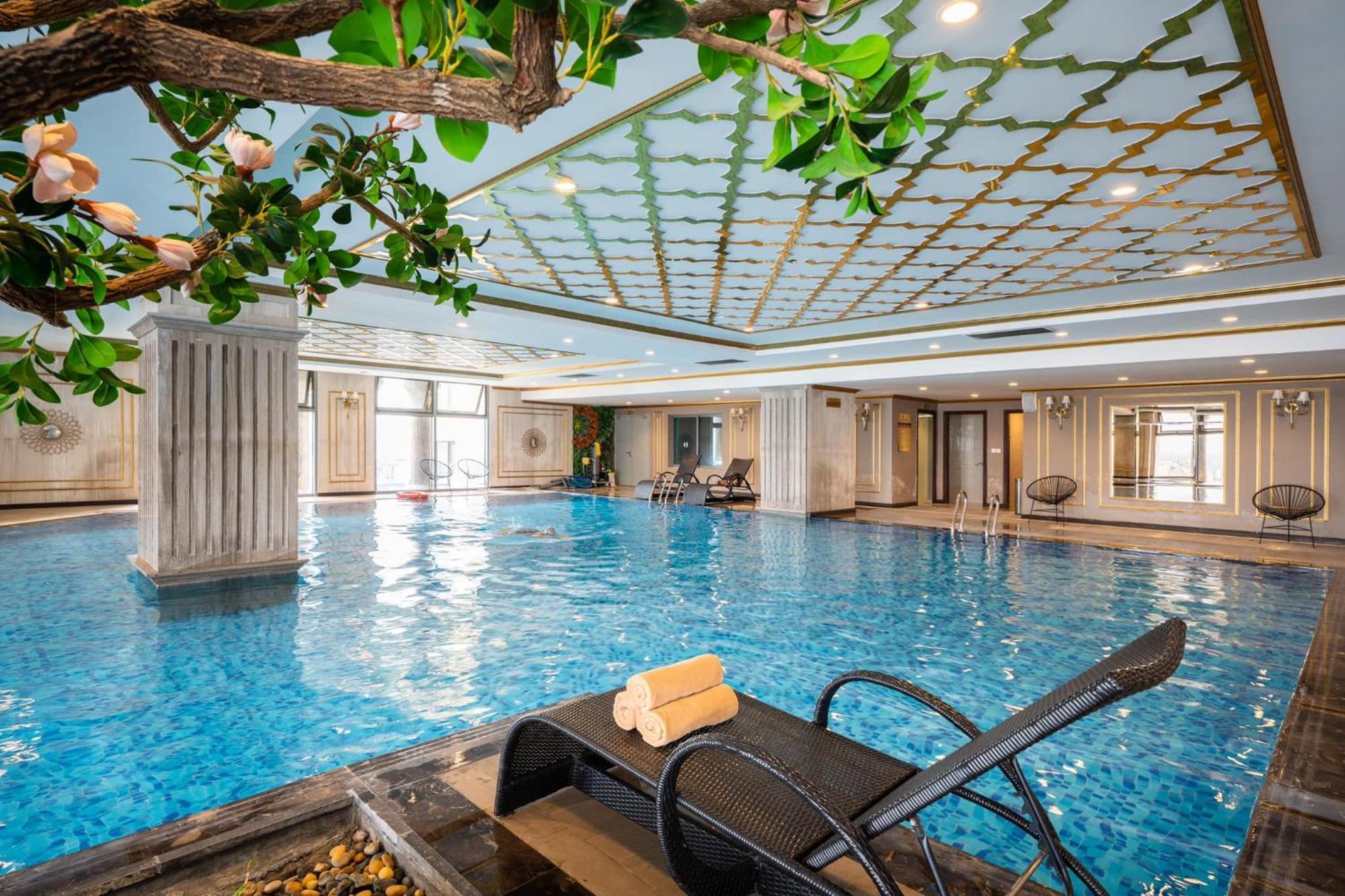 Hi-Home Suites - The West Lake Xuan Dieu Hanoi Esterno foto