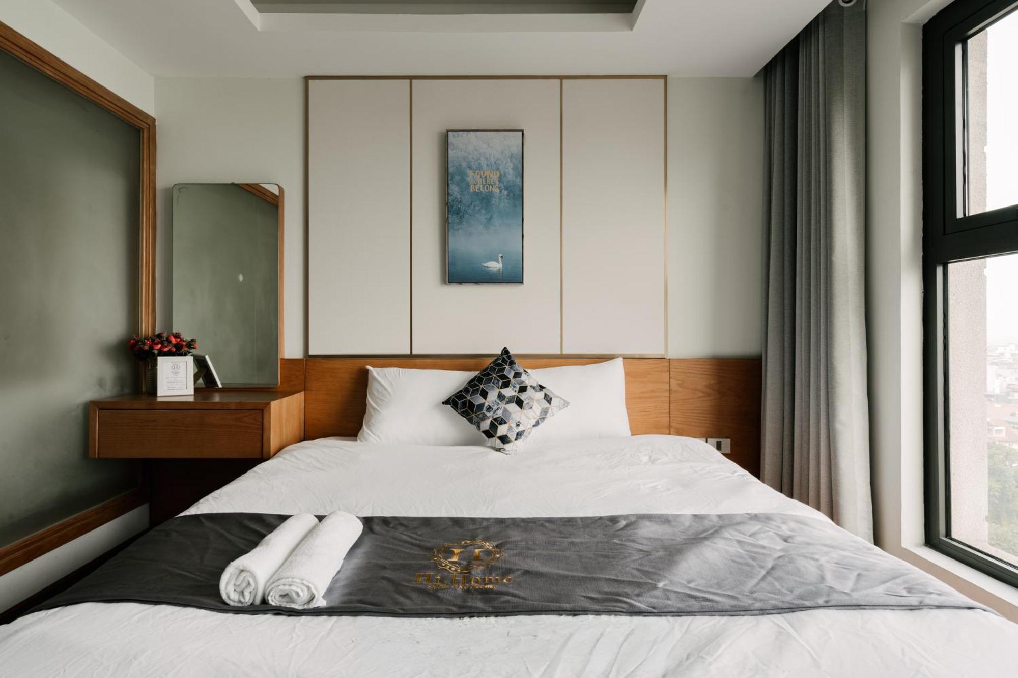 Hi-Home Suites - The West Lake Xuan Dieu Hanoi Esterno foto
