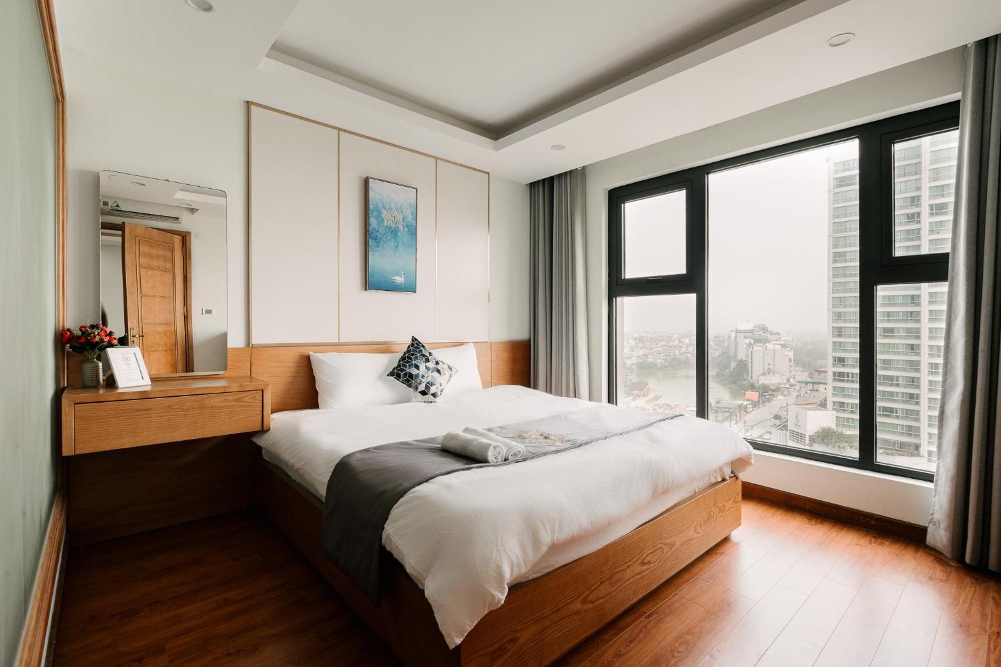 Hi-Home Suites - The West Lake Xuan Dieu Hanoi Esterno foto