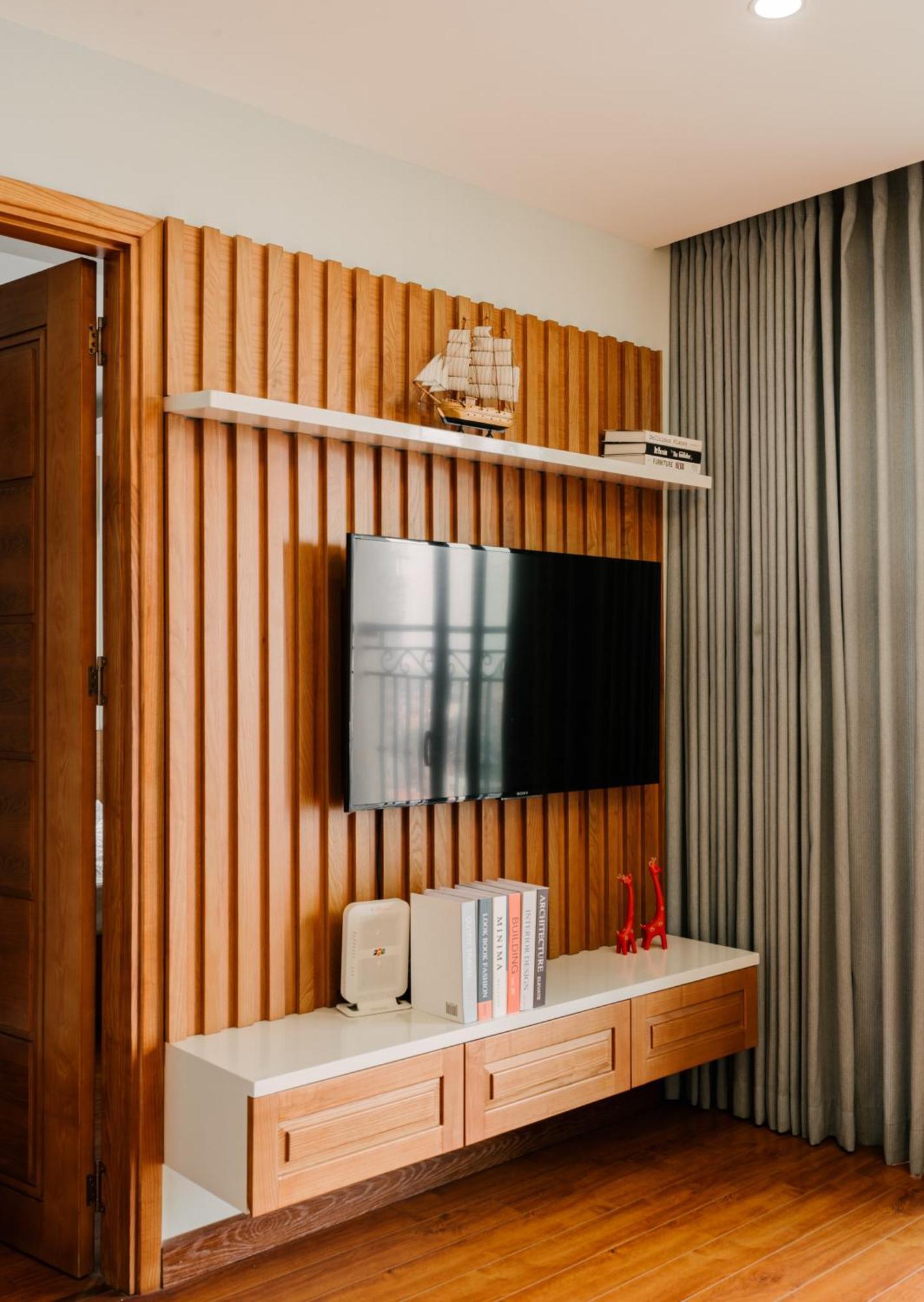 Hi-Home Suites - The West Lake Xuan Dieu Hanoi Esterno foto